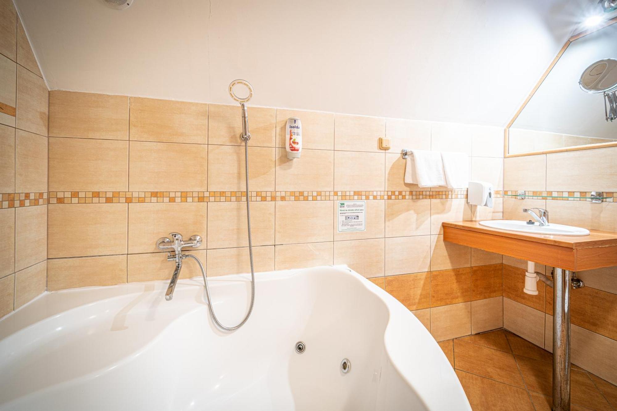 Bungalovy Sepetna - Pro 4 Osoby أوسترافيس المظهر الخارجي الصورة